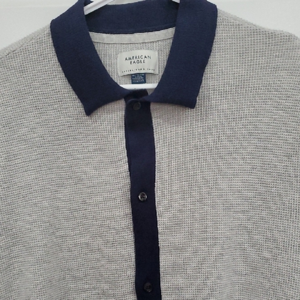 American Eagle Outfitters Gray and Navy Knit Polo Sweater - Picture 9 of 10